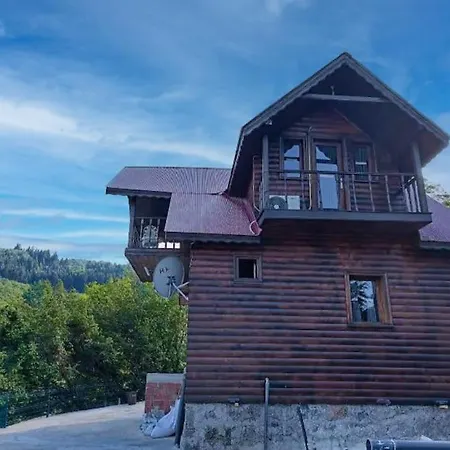 Trabzon'da Luex Agac Ev ماتشكا